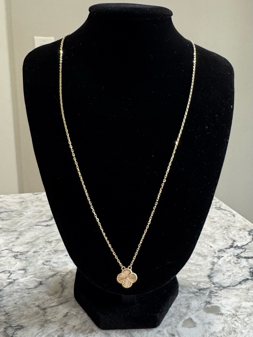 10K Gold Clover Pendant Necklace -18”